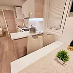 Sea Diva - Luxury Boathouse Portoroz