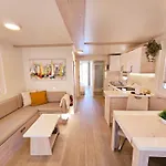 Sea Diva - Luxury Boathouse Počitniška hiša