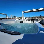 Počitniška hiša Sea Diva - Luxury Boathouse Portoroz