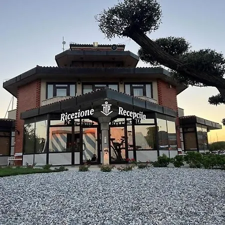 Sea Diva - Luxury Boathouse Casa vacanze Portorose