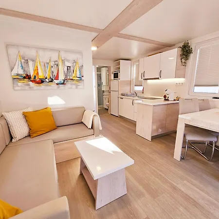 Sea Diva - Luxury Boathouse Portoroz