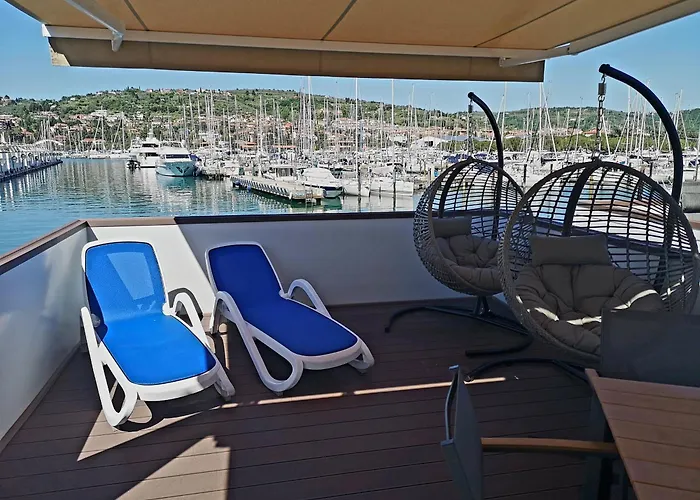 Casa de Férias Sea Diva - Luxury Boathouse *