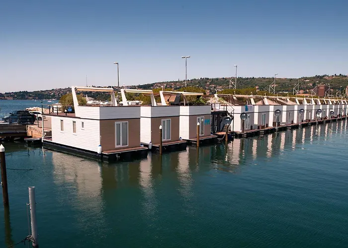 Casa de Férias Sea Diva - Luxury Boathouse *