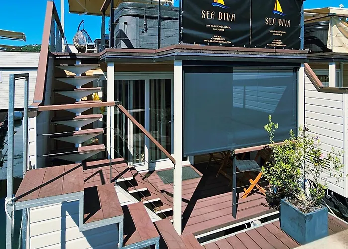 Casa de Férias Sea Diva - Luxury Boathouse